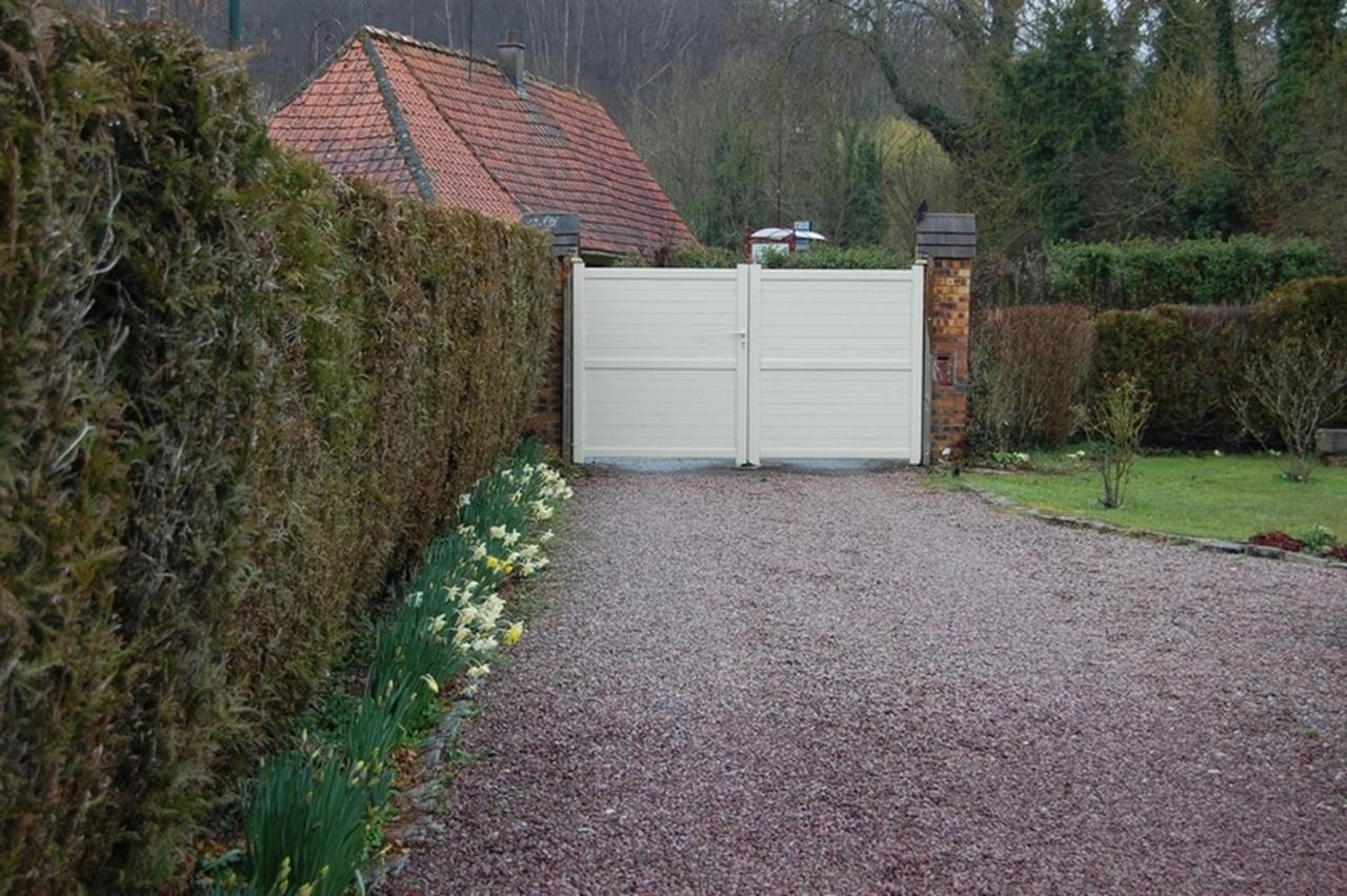 Le Petit Gite De La Varenne Saint-Hellier Eksteriør billede
